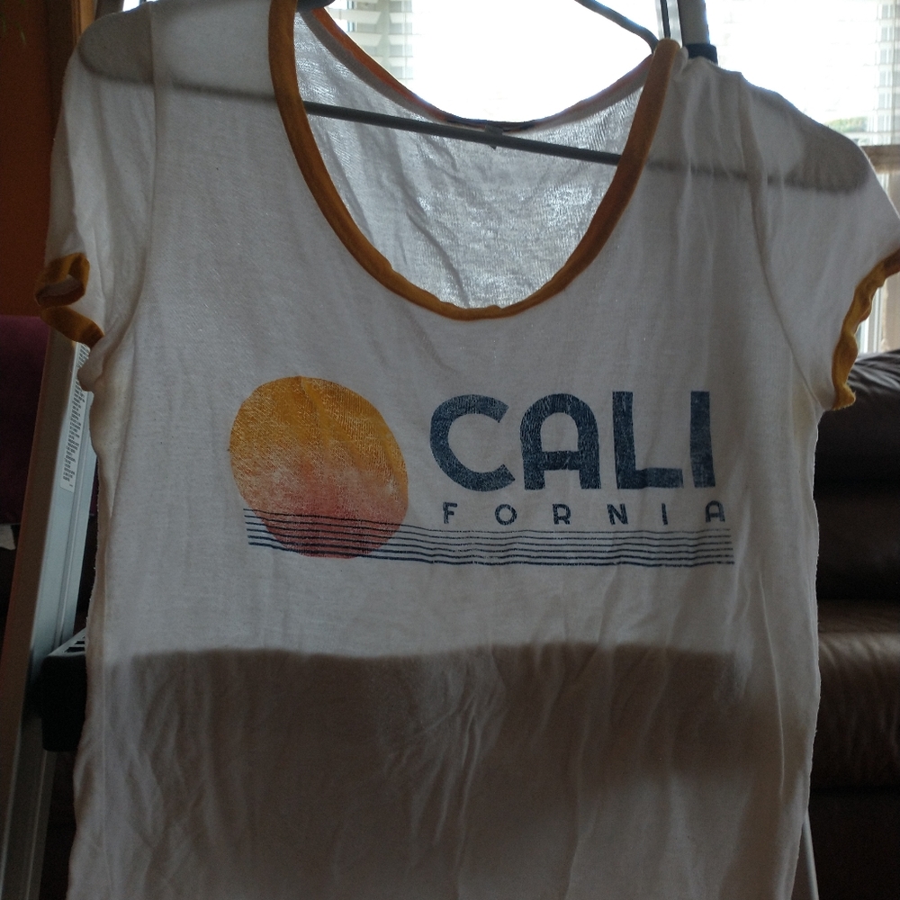 California short sleeve crop top